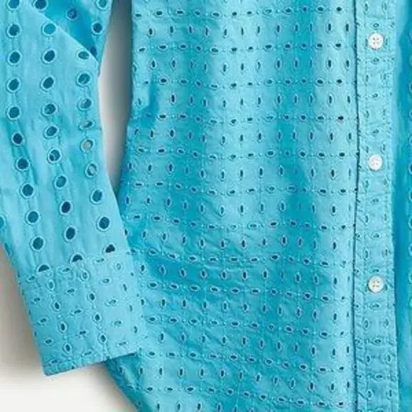 NWT Island Blue Classic J. Crew Eyelet Button Up, Size 4 - Picture 3 of 6